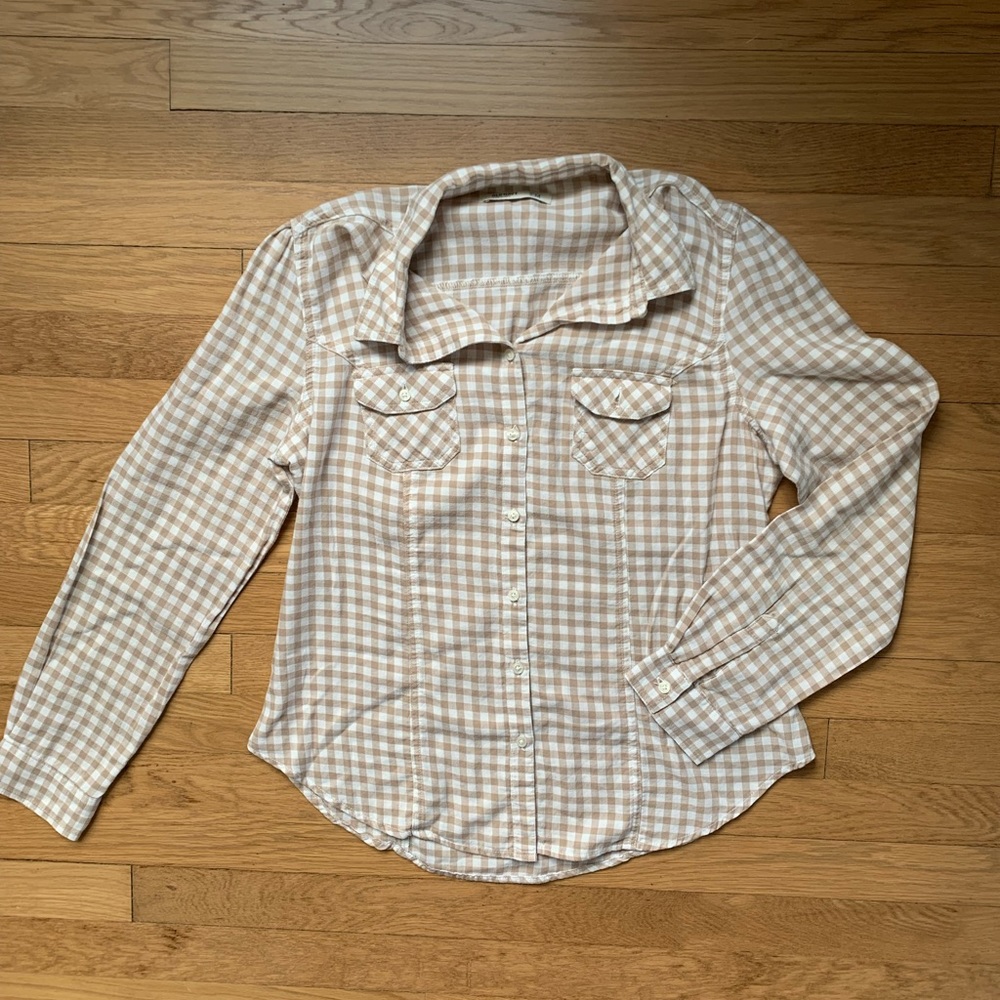 Women’s checkered shirt